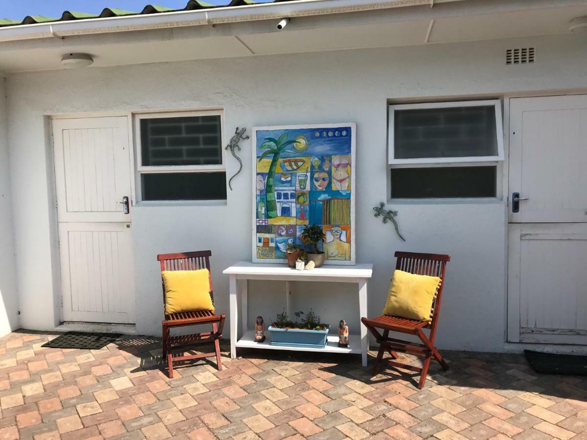 Ferienwohnung Leisure By The Sea Kleinmond Exterior foto